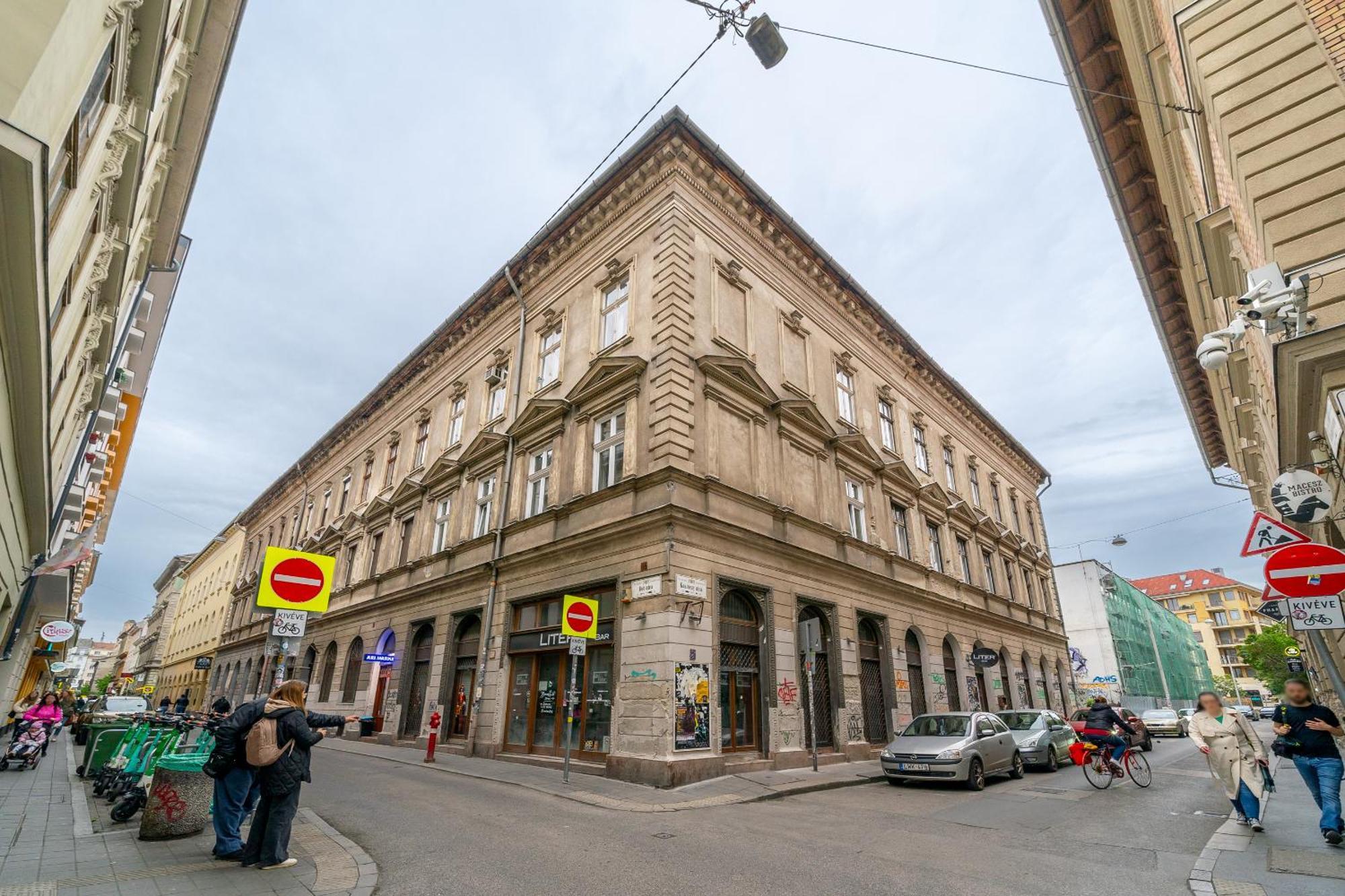 Azure Oasis In The Heart Of The City Budapeszt Zewnętrze zdjęcie